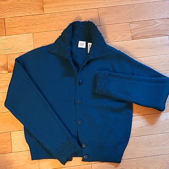 GAP Sweaters - Gap cute top
